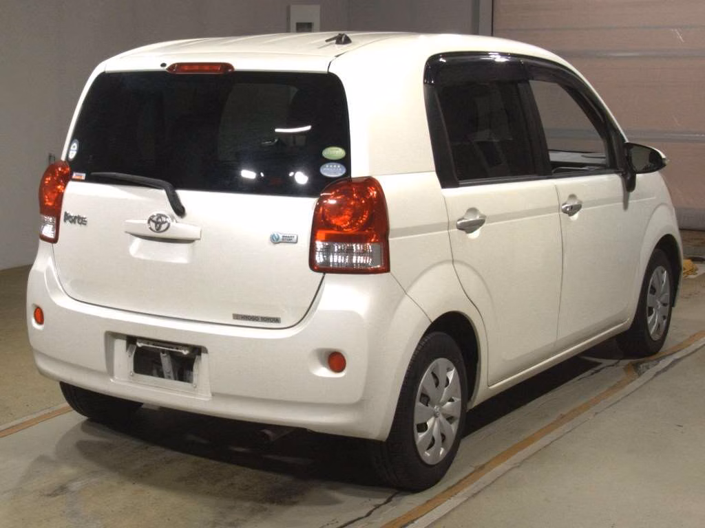 TOYOTA PORTE