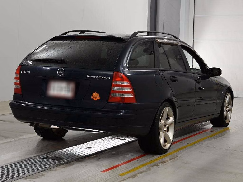 MERCEDES-BENZ C-CLASS
