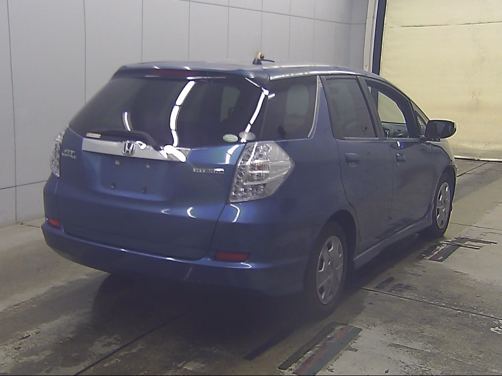 HONDA FIT SHUTTLE