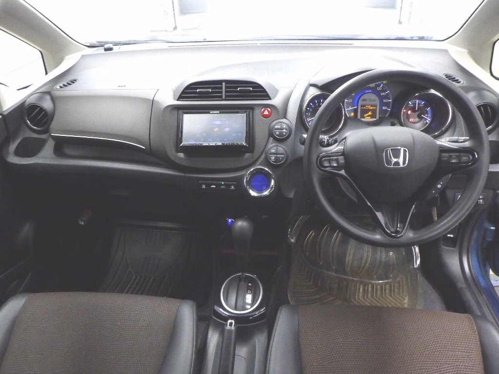 HONDA FIT SHUTTLE