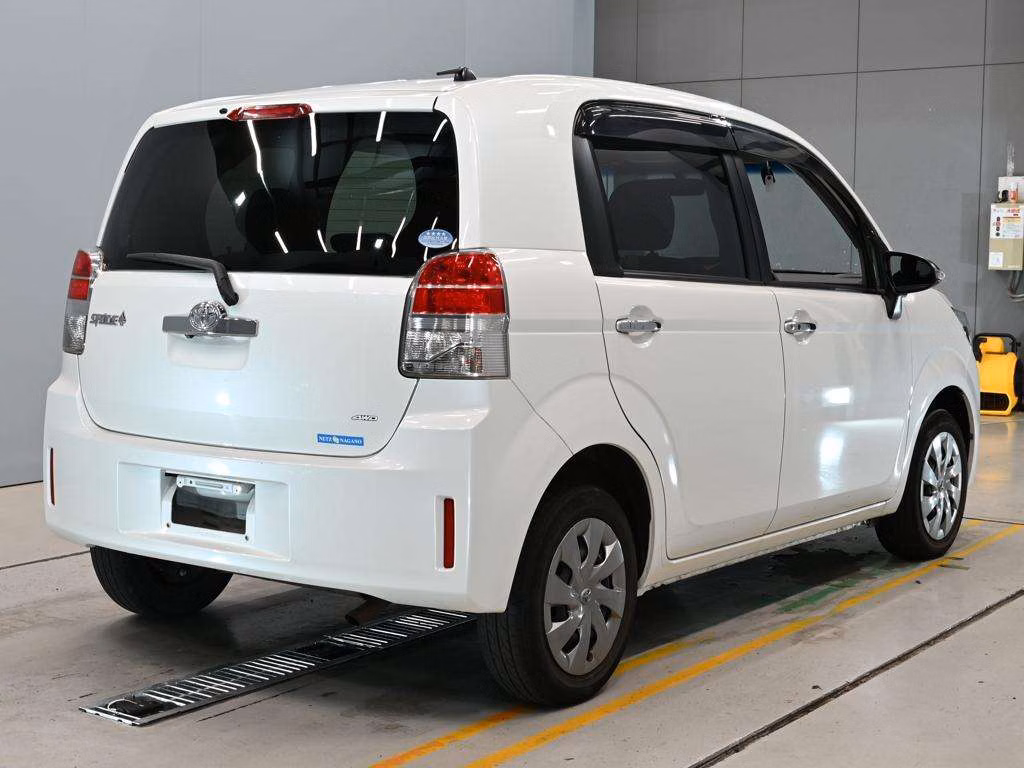 TOYOTA SPADE