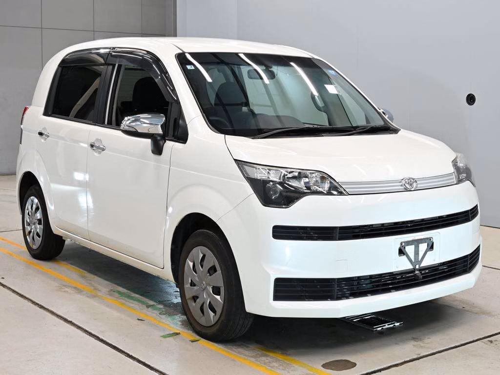 TOYOTA SPADE