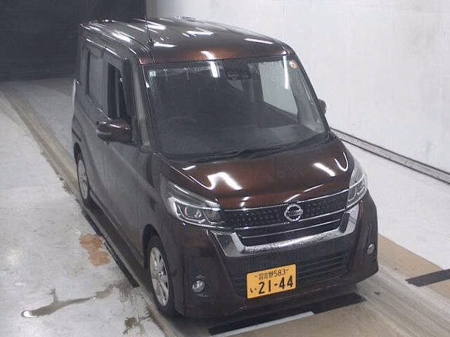 Nissan DAYZ Roox