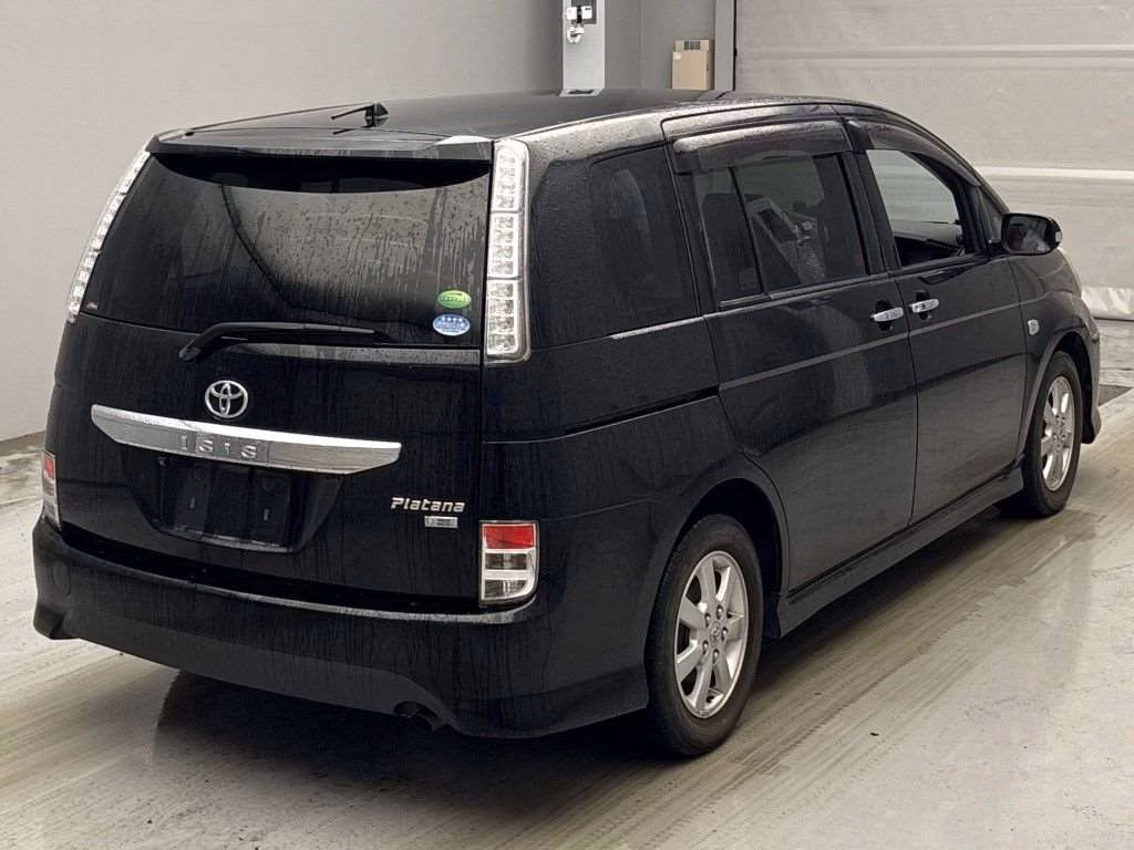 TOYOTA ISIS