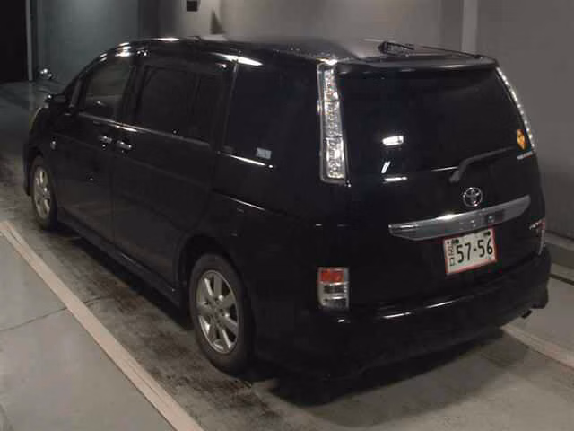 TOYOTA ISIS