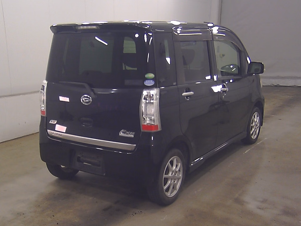 DAIHATSU TANTO EXE