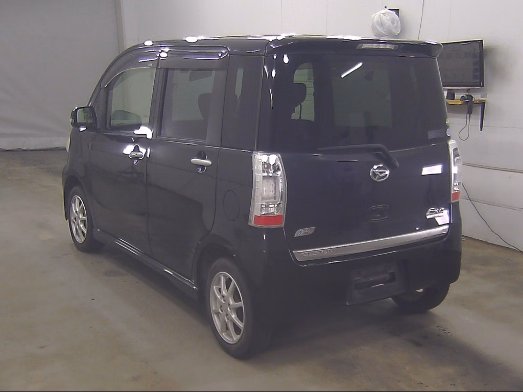 DAIHATSU TANTO EXE