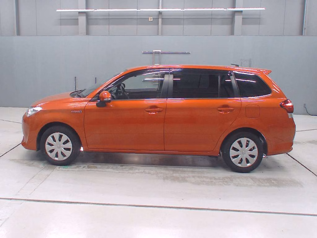 TOYOTA COROLLA FIELDER