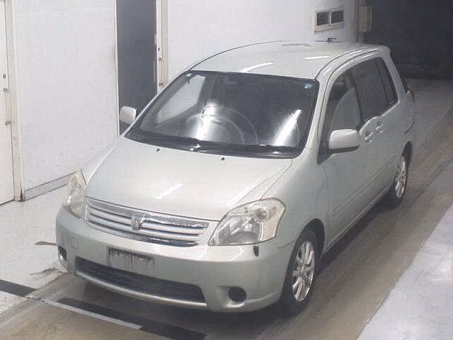 TOYOTA RAUM
