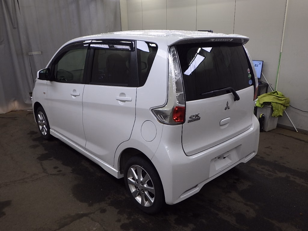MITSUBISHI EK CUSTOM