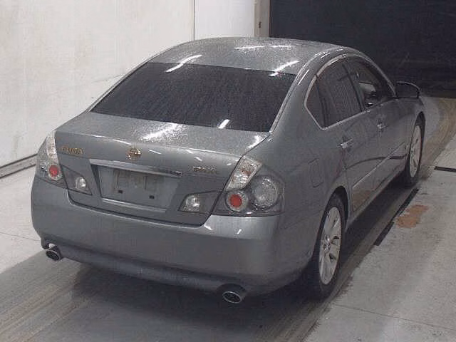 NISSAN FUGA