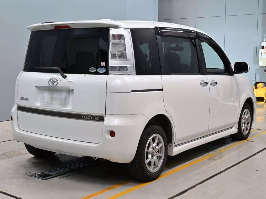 TOYOTA SIENTA