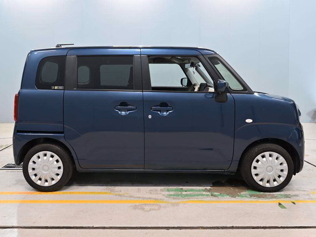 SUZUKI WAGON R SMILE