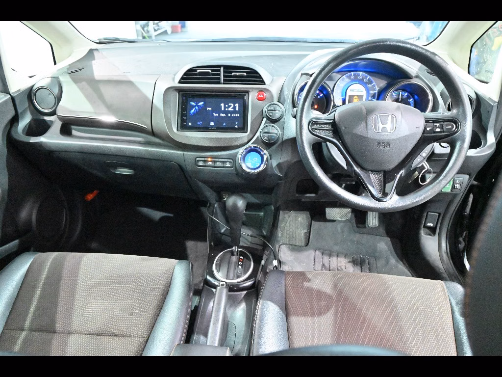 HONDA FIT SHUTTLE
