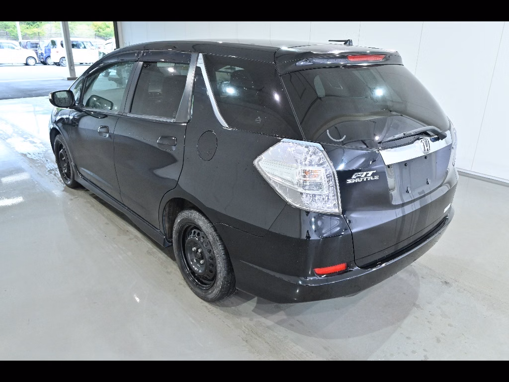 HONDA FIT SHUTTLE