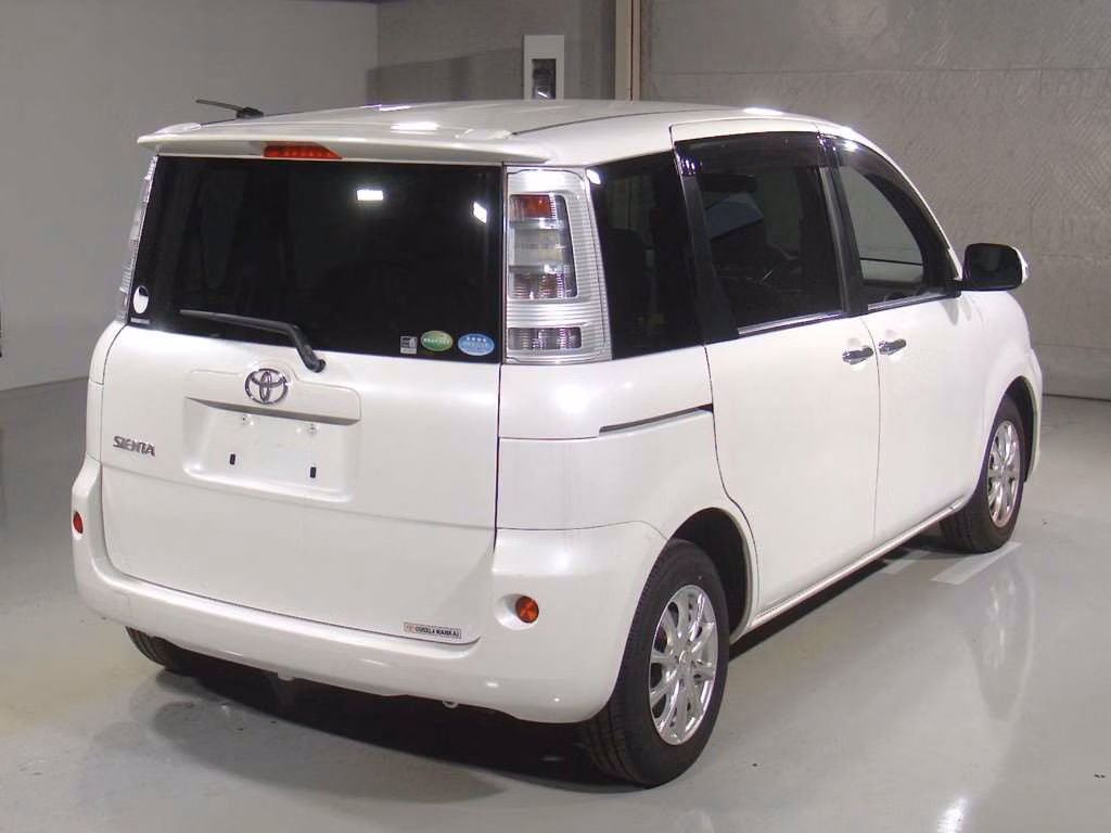 TOYOTA SIENTA
