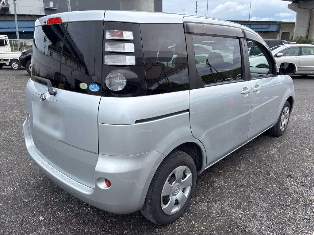 TOYOTA SIENTA