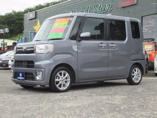 TOYOTA PIXIS MEGA