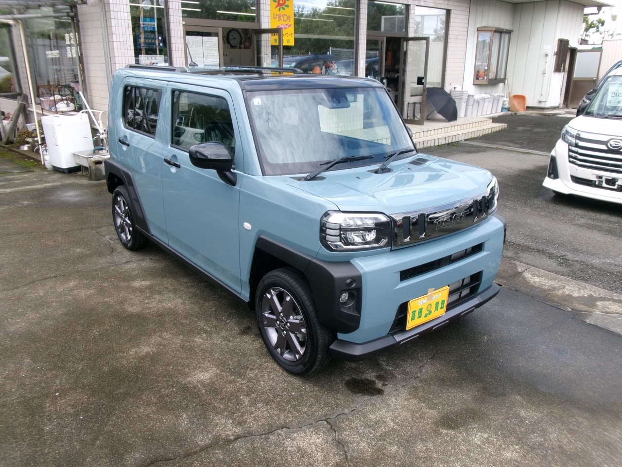DAIHATSU TAFT