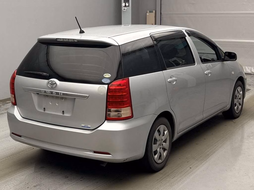 TOYOTA WISH