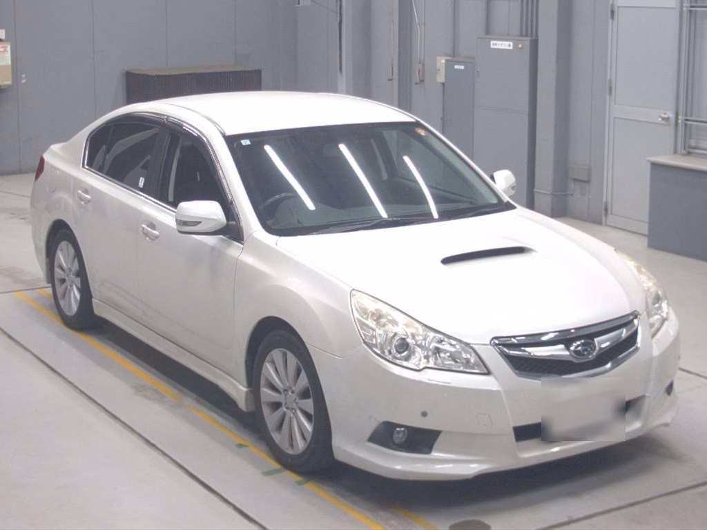 SUBARU LEGACY B4