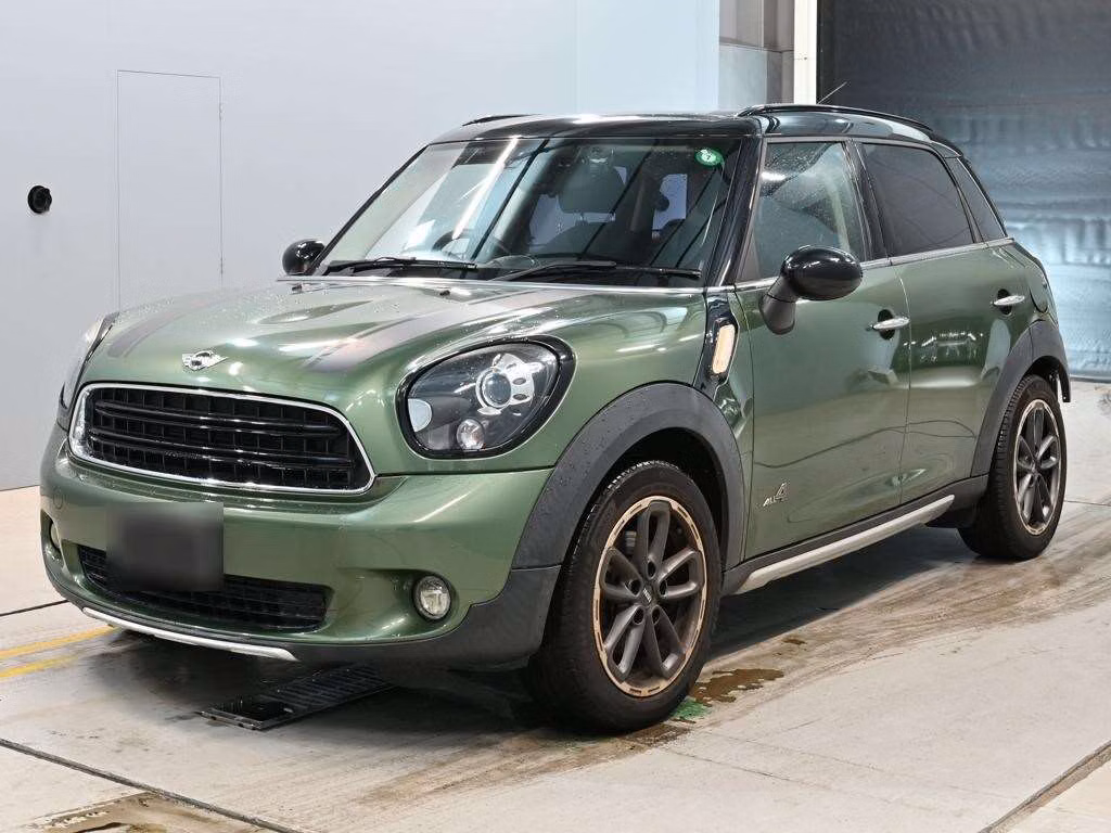MINI CROSSOVER