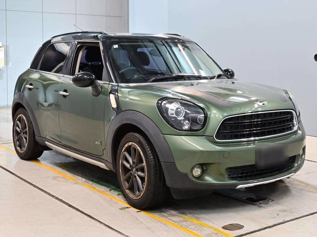 MINI CROSSOVER