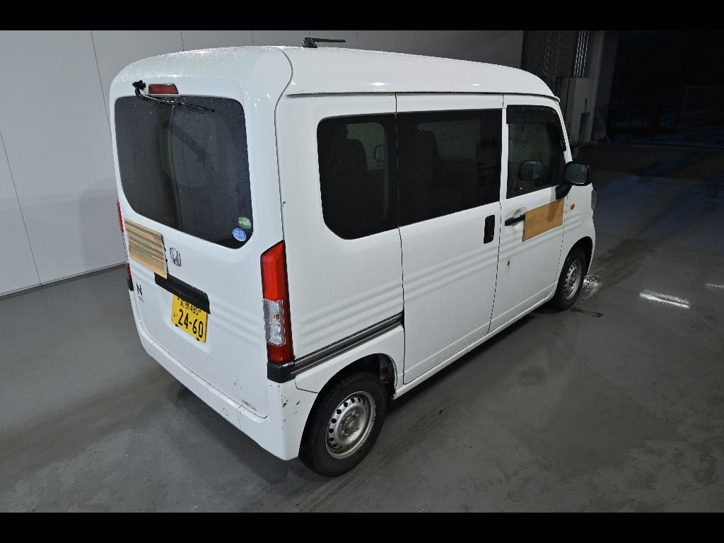HONDA N-VAN