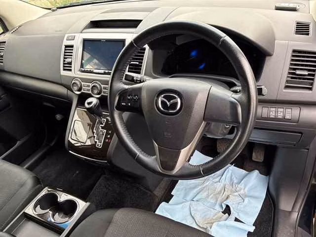 MAZDA MPV