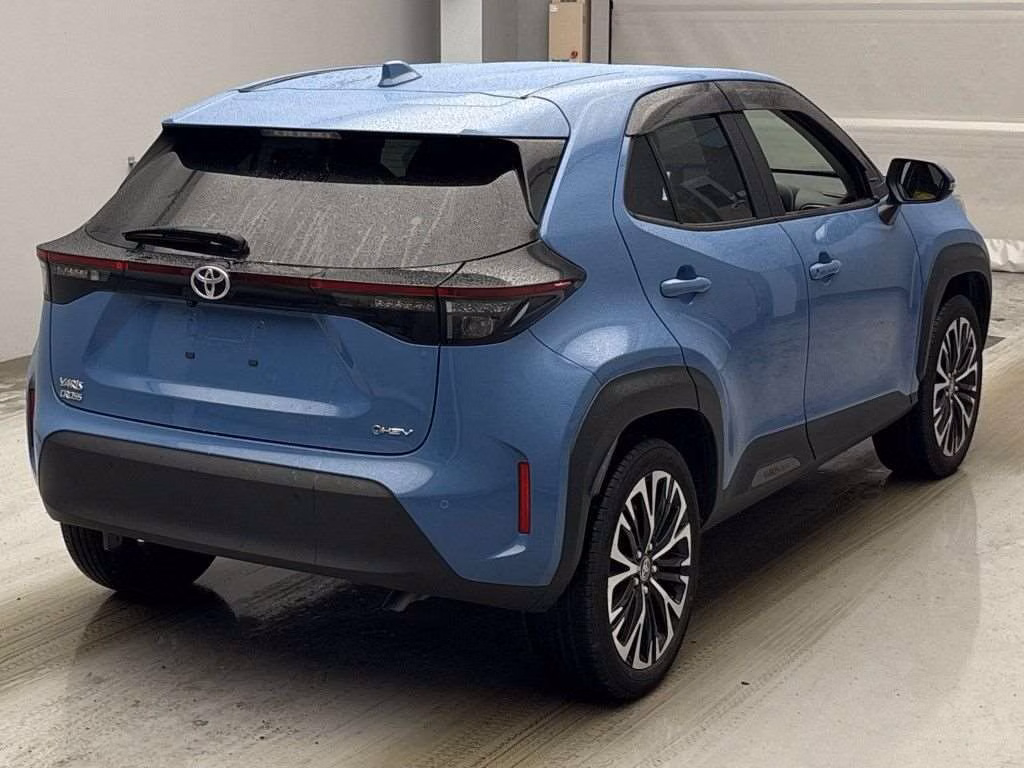 TOYOTA YARIS CROSS