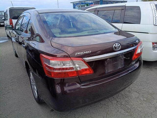 Toyota Premio