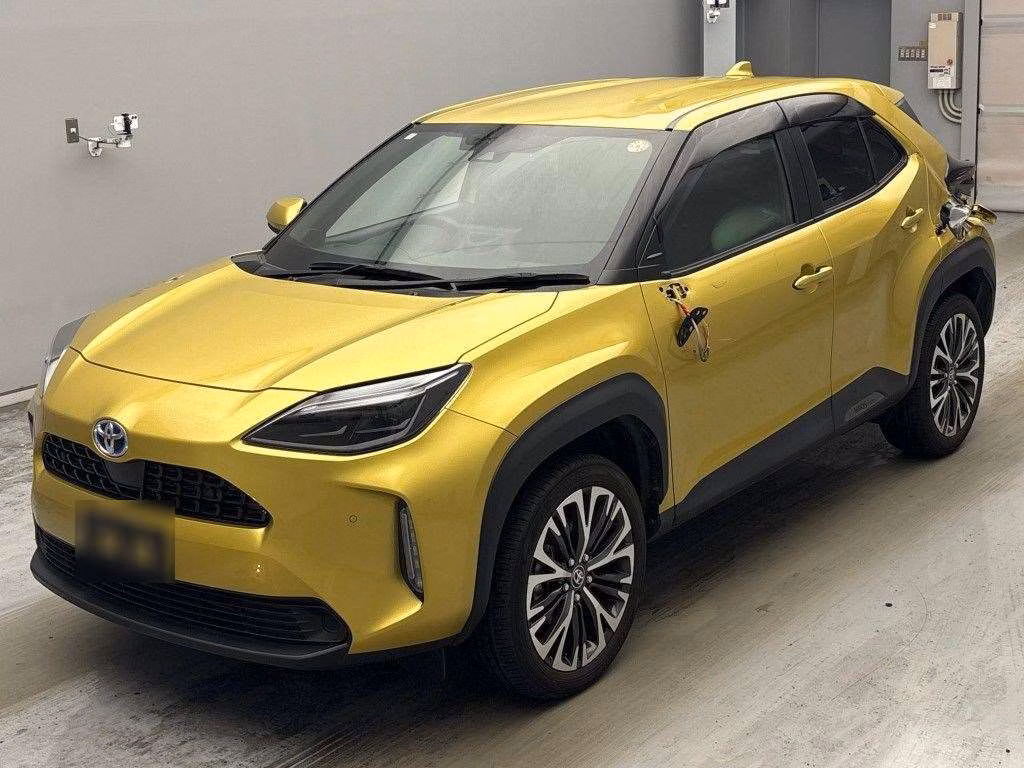 TOYOTA YARIS CROSS