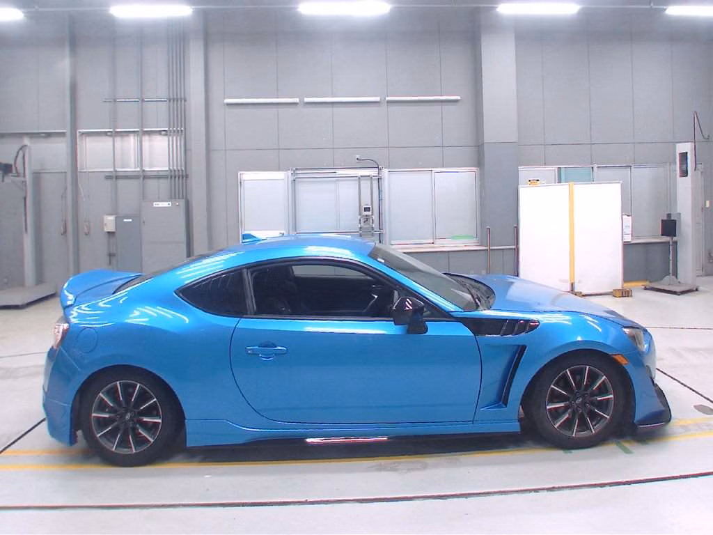 SUBARU BRZ