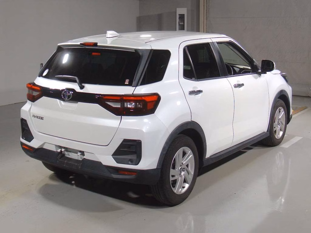 TOYOTA RAIZE