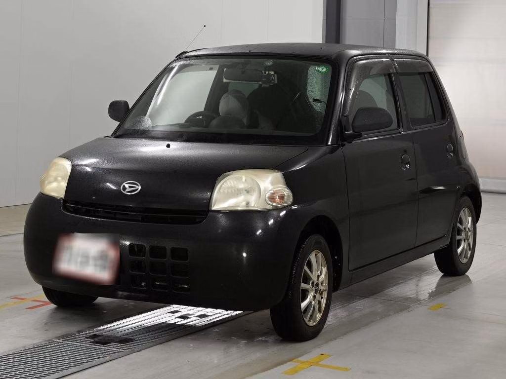 DAIHATSU ESSE