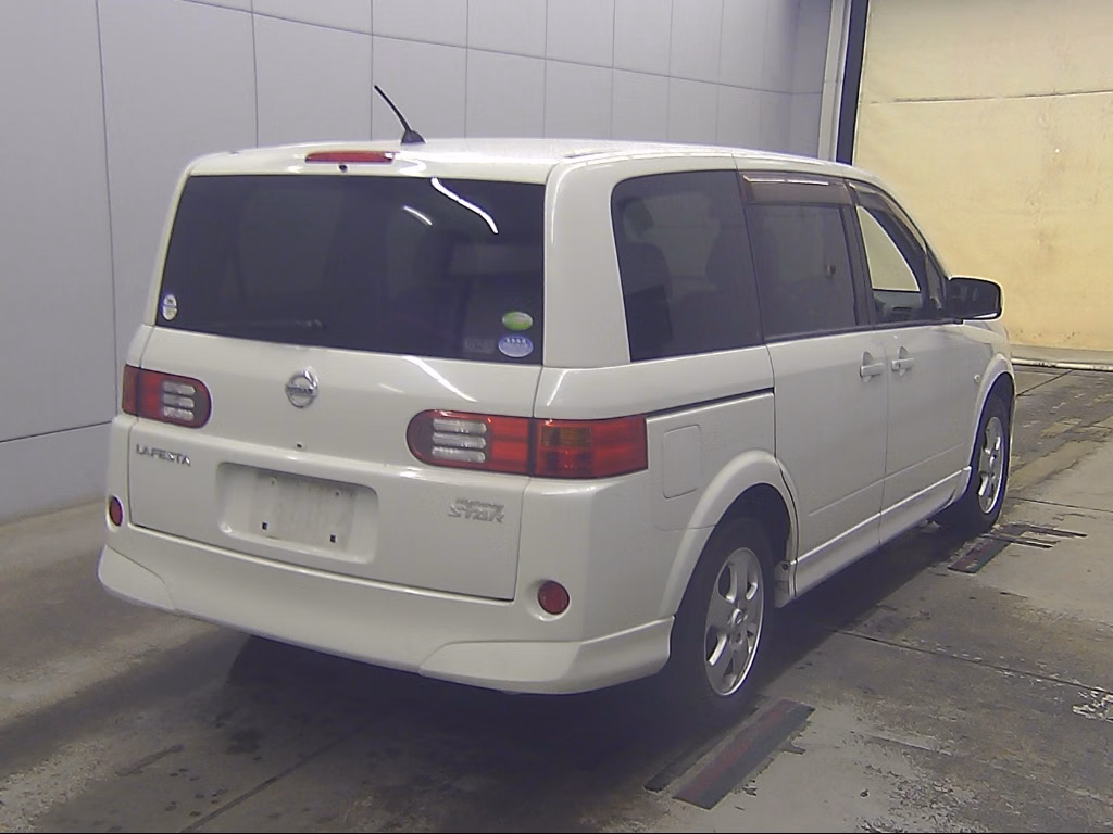 NISSAN LAFESTA