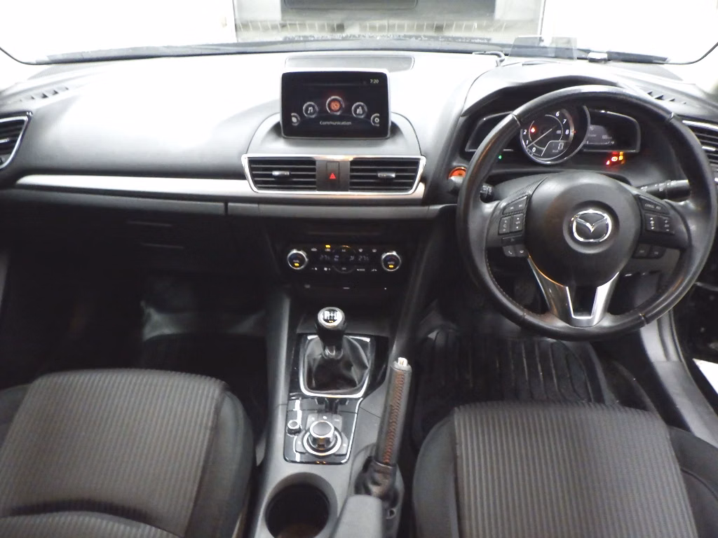 MAZDA AXELA