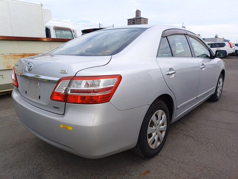 TOYOTA PREMIO