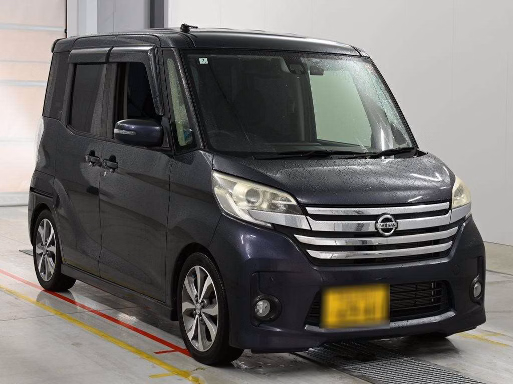 NISSAN DAYZ ROOX