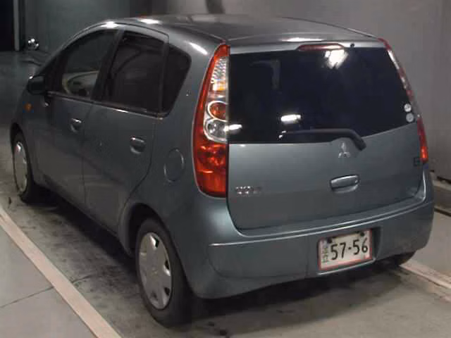 MITSUBISHI COLT