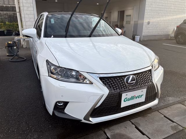 Lexus CT200h