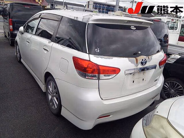 TOYOTA WISH