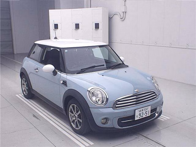 MINI HATCH
