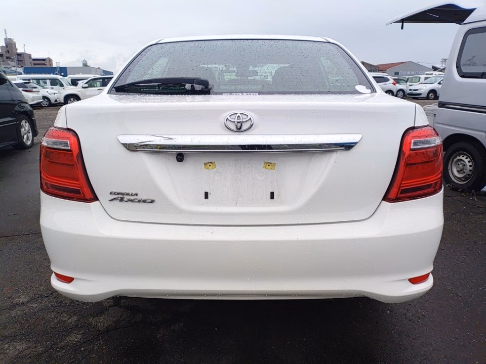TOYOTA COROLLA AXIO