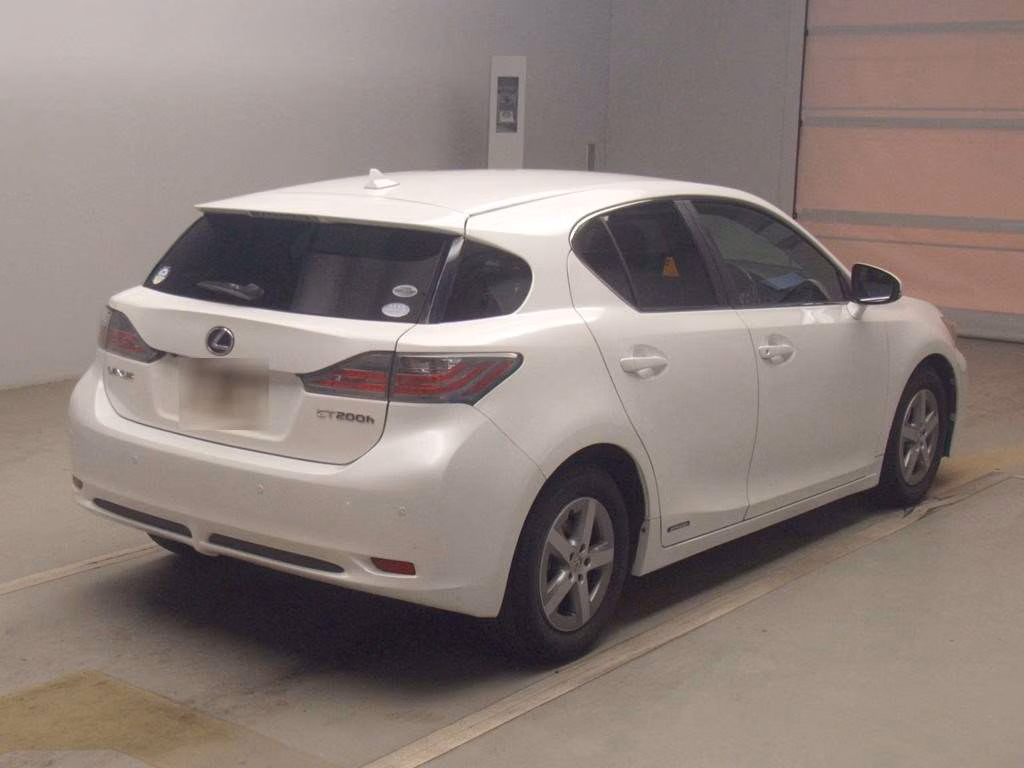 LEXUS CT200H