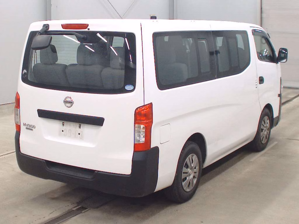 NISSAN NV350 CARAVAN