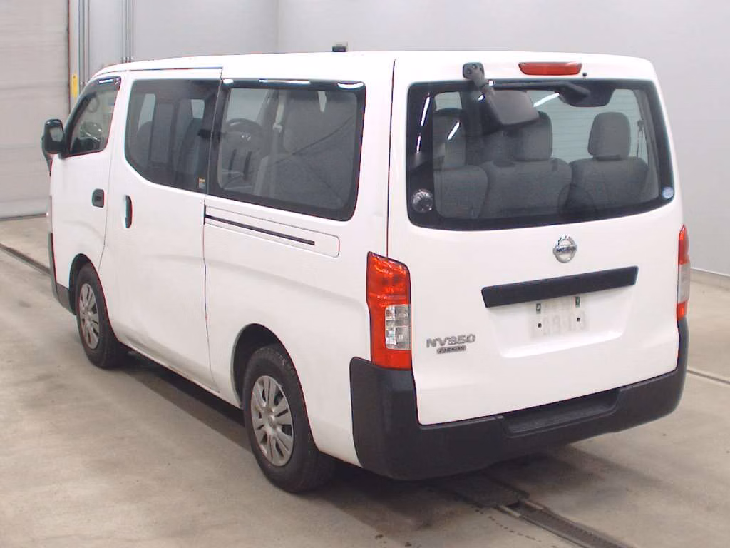NISSAN NV350 CARAVAN