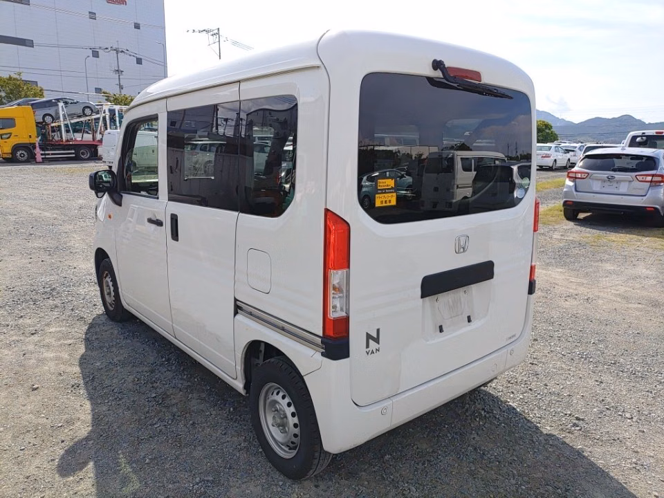 HONDA N-VAN