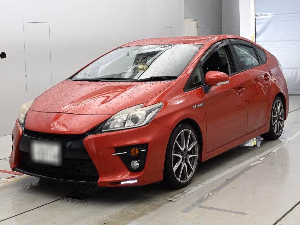 TOYOTA PRIUS