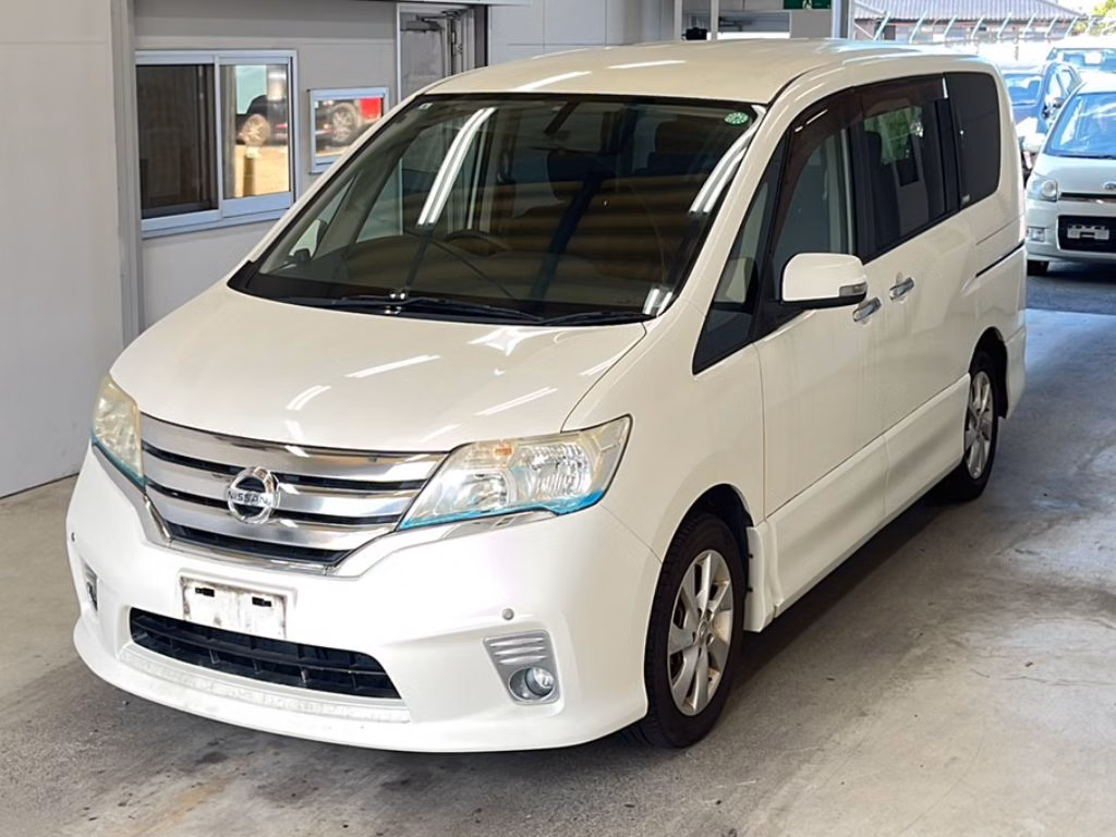 NISSAN SERENA